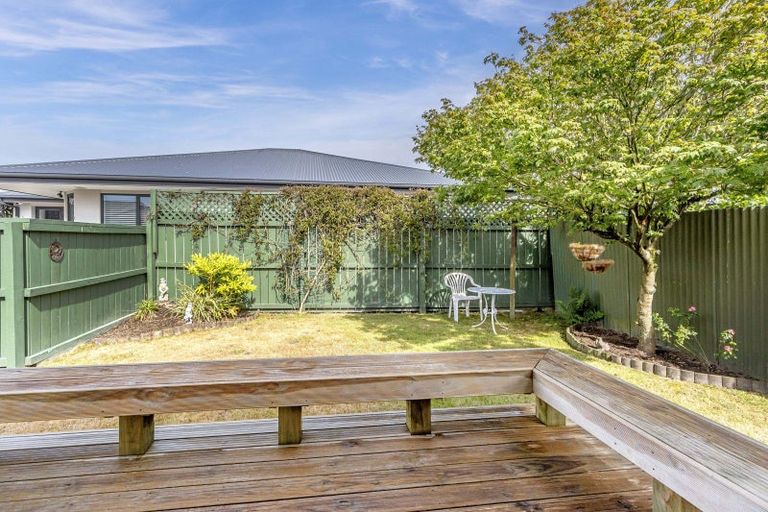 Photo of property in 2/176 Bowhill Road, New Brighton, Christchurch, 8083