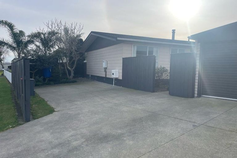 Photo of property in 215 Parklands Avenue, Bell Block, New Plymouth, 4312