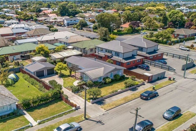 Photo of property in 4 Janet Street, Upper Riccarton, Christchurch, 8041