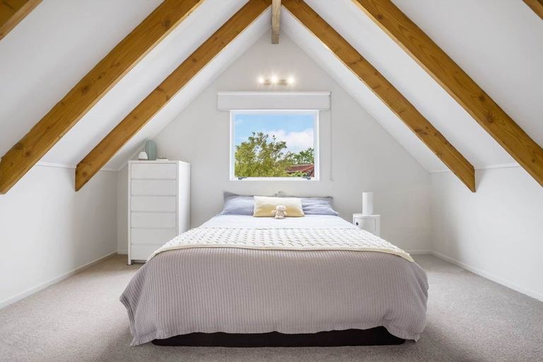 Photo of property in 1/105 Glendale Road, Glen Eden, Auckland, 0602