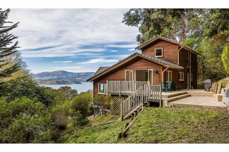 Photo of property in 8 Glas Brae, Governors Bay, Lyttelton, 8971