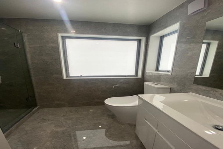 Photo of property in 10a Blossom Lane, Manurewa, Auckland, 2102