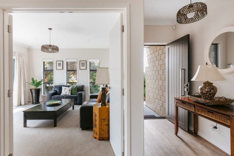 Photo of property in 44 Hiria Crescent, Papamoa Beach, Papamoa, 3118