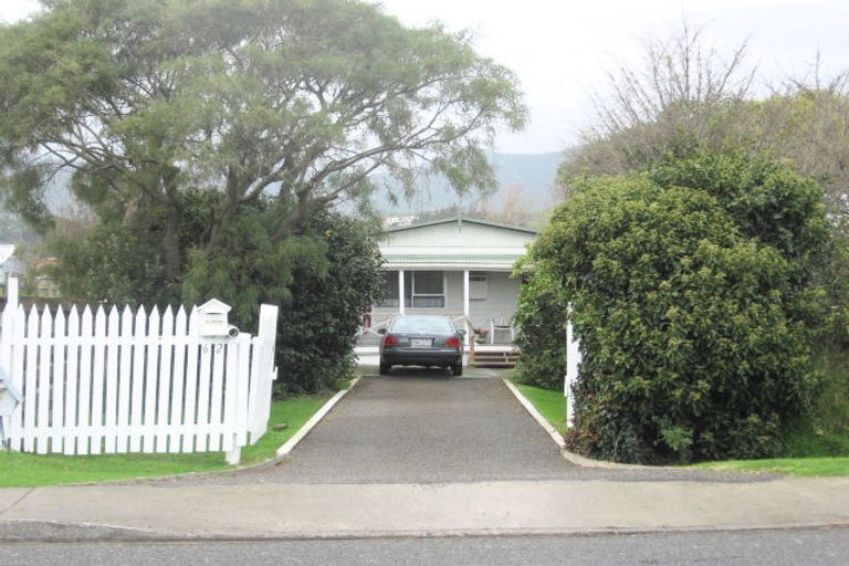 Photo of property in 62 Rata Road, Raumati Beach, Paraparaumu, 5032