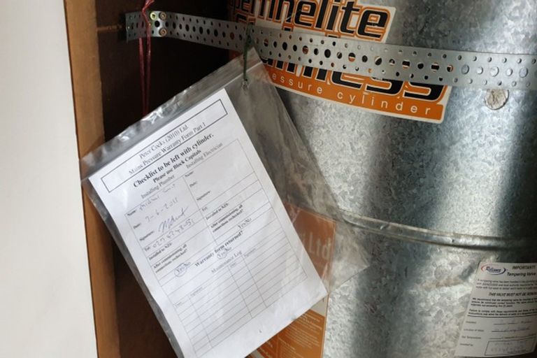 Photo of property in 4 Primrose Street, Northcote, Christchurch, 8052