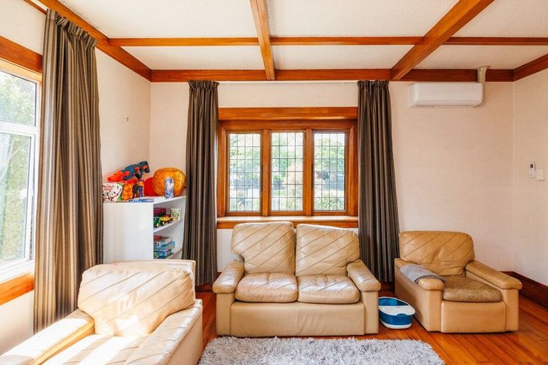 Photo of property in 25 Argyle Avenue, Takaro, Palmerston North, 4410