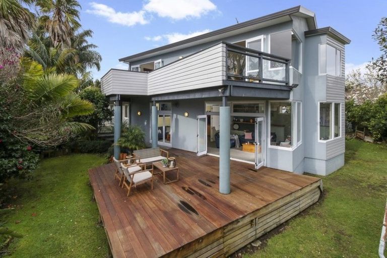 Photo of property in 6 Catania Place, Conifer Grove, Takanini, 2112