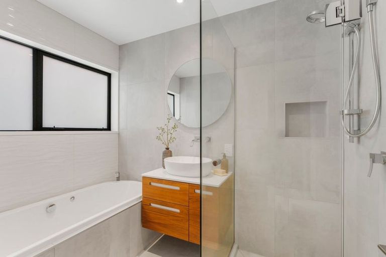 Photo of property in 9 Ringwood Place, Avonhead, Christchurch, 8042