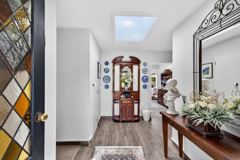 Photo of property in 24 Reeve Drive, Havelock North, 4130