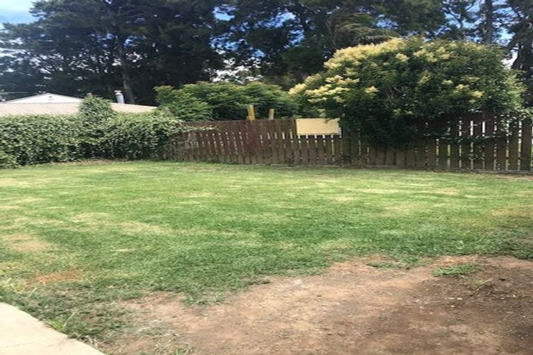 Photo of property in 16 Antalya Place, Manurewa, Auckland, 2102