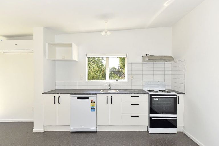 Photo of property in 4 Aldgate Street, Redwood, Christchurch, 8051