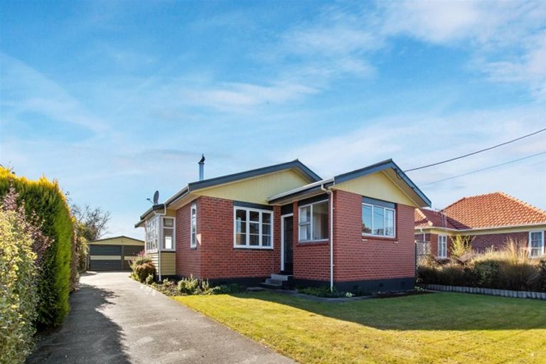 Photo of property in 6 Dash Street, Waimate, 7924