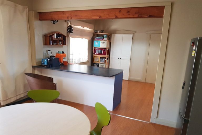 Photo of property in 16 Trafalgar Street, Johnsonville, Wellington, 6037