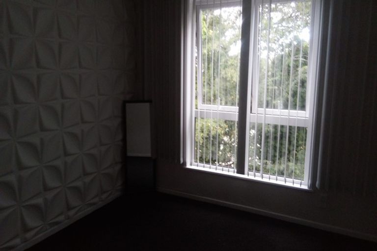 Photo of property in 17 Taurus Crescent, Beach Haven, Auckland, 0626