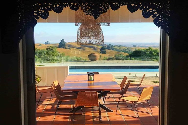 Photo of property in 680 Neudorf Road, Upper Moutere, 7175