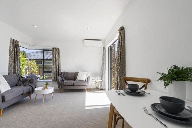 Photo of property in 15a Sanders Avenue, Westown, New Plymouth, 4310