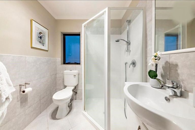 Photo of property in 147 Keri Vista Rise, Papakura, 2110