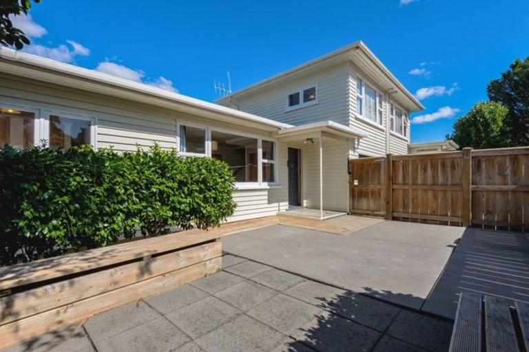 Photo of property in 510 College Street, Hokowhitu, Palmerston North, 4410