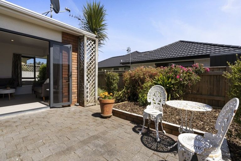 Photo of property in 15a Sanders Avenue, Westown, New Plymouth, 4310