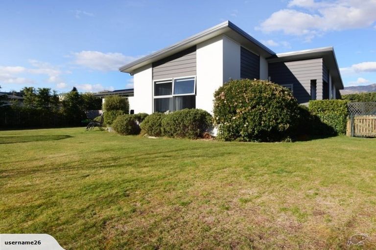 Photo of property in 13 Timsfield Drive, Lake Hawea, Wanaka, 9382