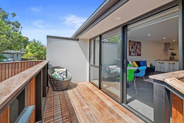 Photo of property in 71a Main Road, Redcliffs, Christchurch, 8081