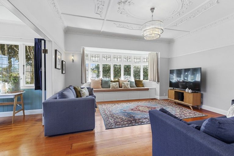 Photo of property in 17 Tamar Street, Island Bay, Wellington, 6023