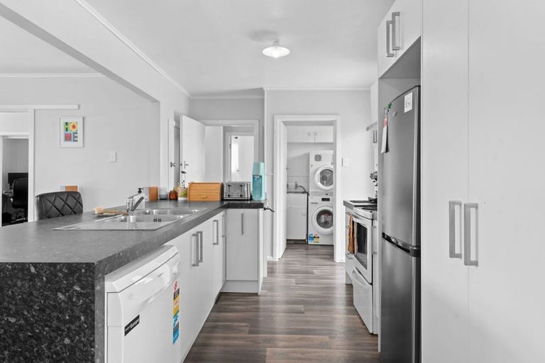 Photo of property in 6a Hume Place, Fairfield, Hamilton, 3214