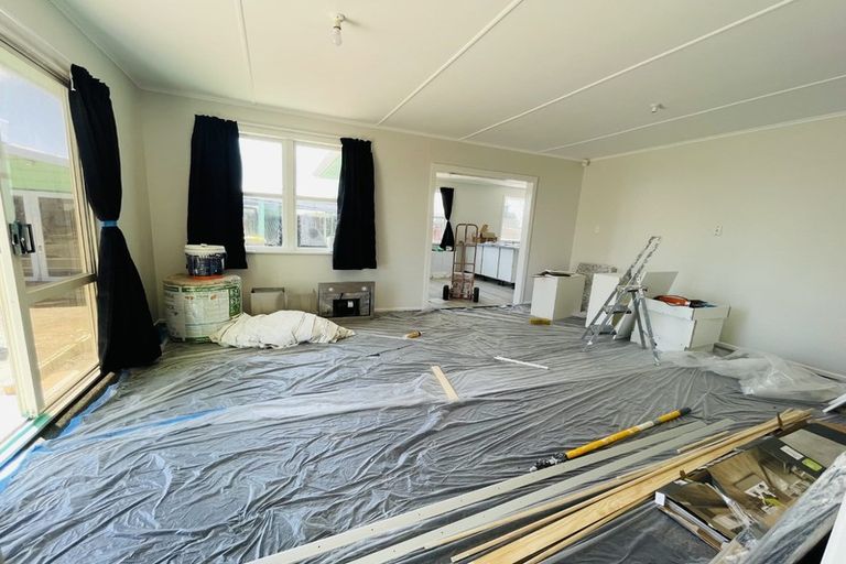 Photo of property in 1/26 Caravelle Close, Mangere, Auckland, 2022
