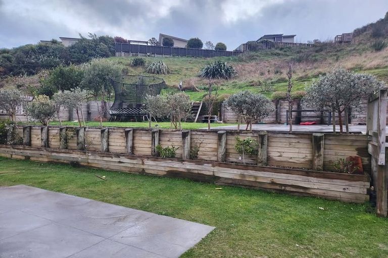 Photo of property in 57 Mauldeth Terrace, Churton Park, Wellington, 6037