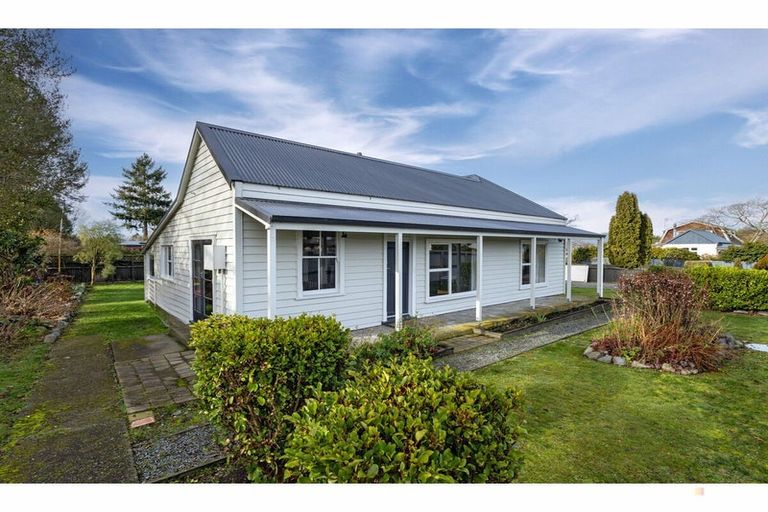 Photo of property in 209 Talbot Street, Geraldine, 7930