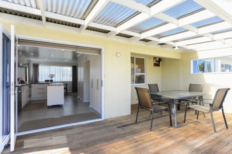 Photo of property in 1210 Willowpark Road North, Mayfair, Hastings, 4122