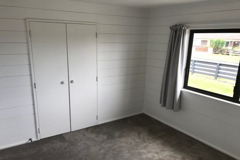 Photo of property in 1/20 Lane Road, Weymouth, Auckland, 2103