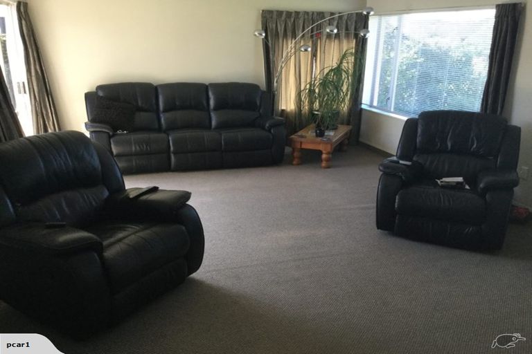 Photo of property in 19 Kensington Drive, Taradale, Napier, 4112