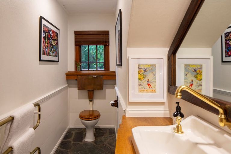 Photo of property in 11 Arrowtown-lake Hayes Road, Lake Hayes, Queenstown, 9371