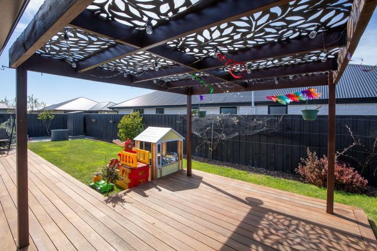 Photo of property in 43 Chris Drive, Rolleston, 7614