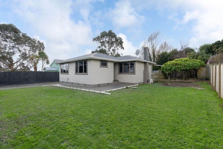 Photo of property in 12 Tokomaru Road, Tokomaru, Palmerston North, 4474