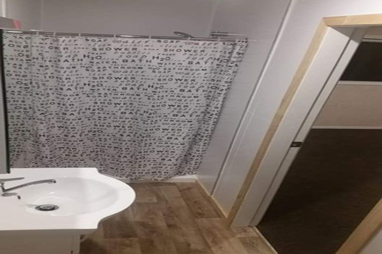 Photo of property in 260 Southernthread Road, Brooklyn, Wellington, 6021