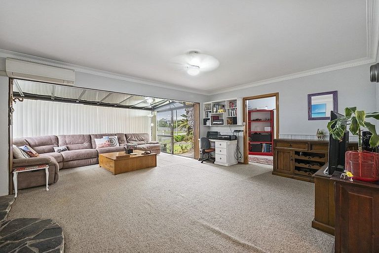 Photo of property in 47 Valley Road, Te Puke, 3119