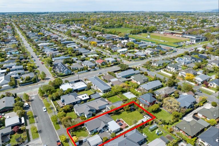 Photo of property in 136 Weston Road, St Albans, Christchurch, 8052