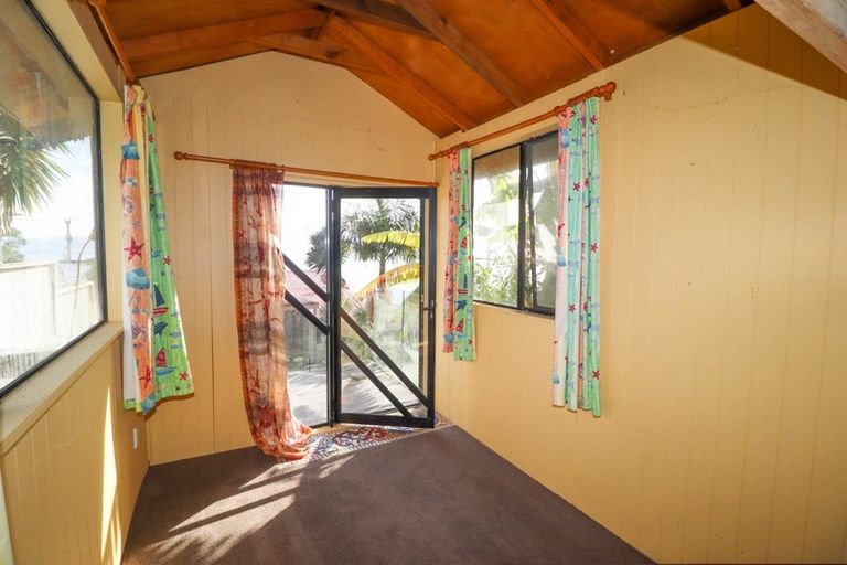 Photo of property in 372 Thames Coast Sh25 Road, Thornton Bay, Thames, 3575