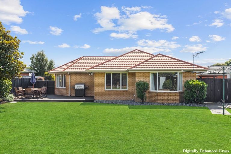 Photo of property in 19 Ballymena Drive, Belfast, Christchurch, 8051