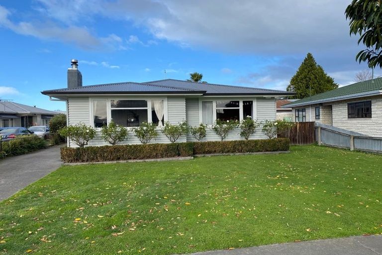 Photo of property in 103 Riverslea Road North, Parkvale, Hastings, 4122