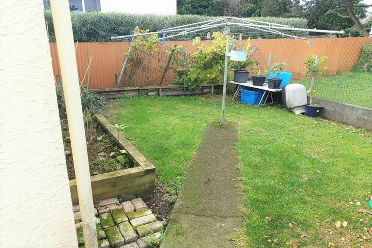 Photo of property in 11b Pukenui Street, Strandon, New Plymouth, 4312