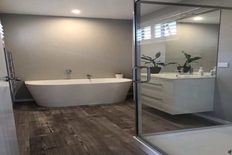 Photo of property in 8 Saint Thomas Avenue, Pyes Pa, Tauranga, 3112