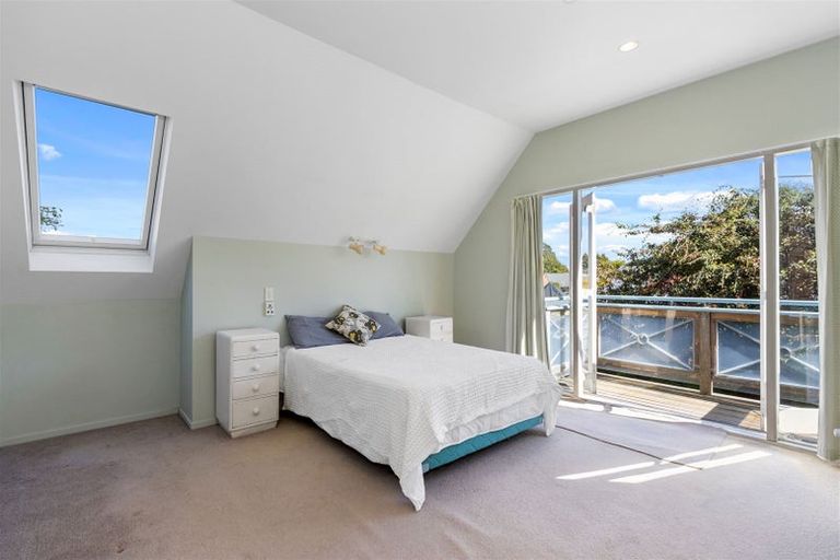 Photo of property in 12a Westburn Terrace, Burnside, Christchurch, 8041