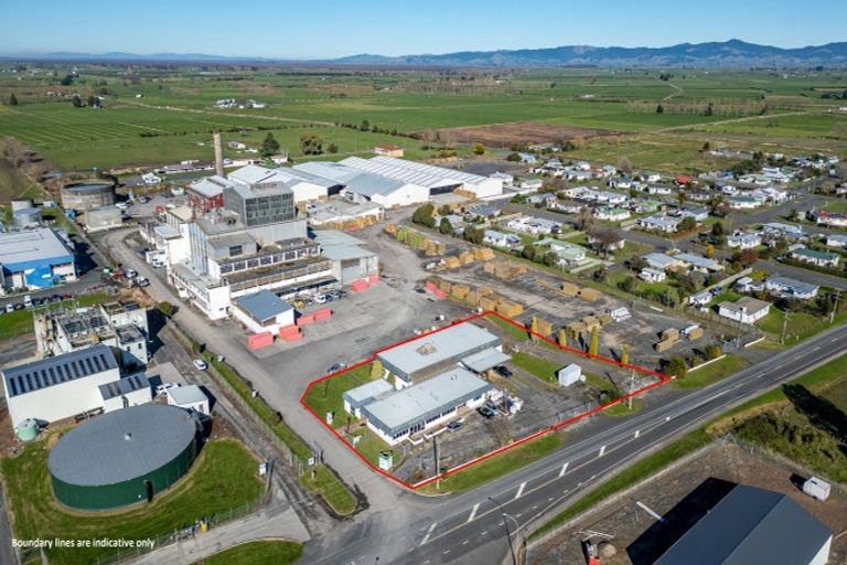 Photo of property in 2 Arohanui Road, Karaka, 2124