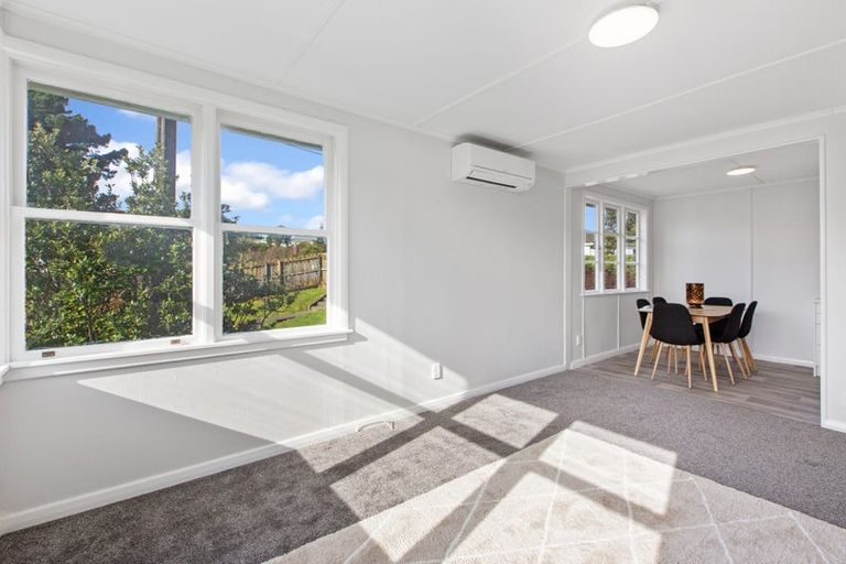 Photo of property in 19 Chew Place, Ranui, Porirua, 5024