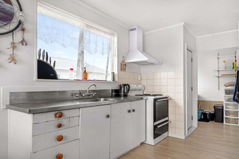 Photo of property in 50b Pohutukawa Drive, Owhata, Rotorua, 3010