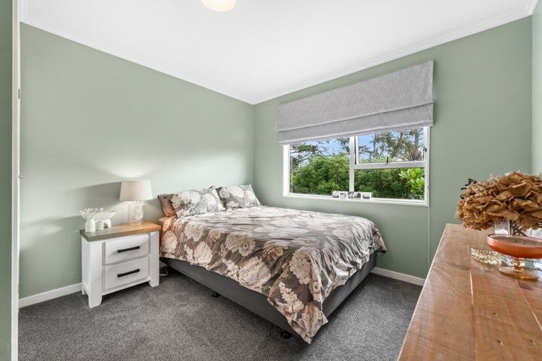 Photo of property in 219 Spur Road, Stillwater, Silverdale, 0993