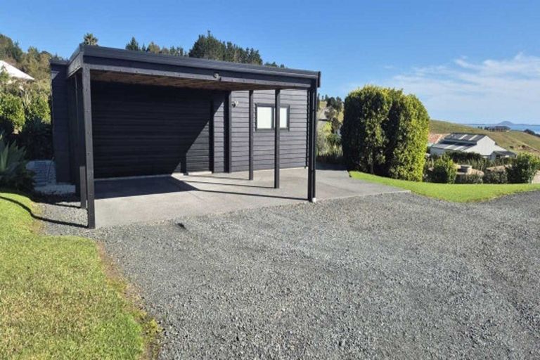 Photo of property in 330 Cable Bay Block Road, Cable Bay, 0420